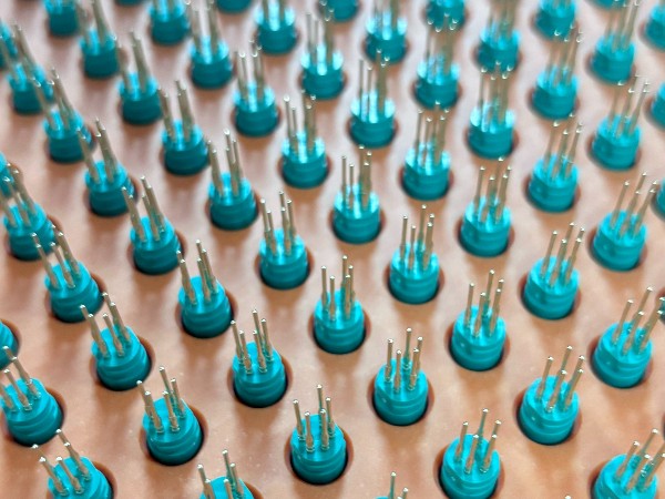 連接器上的pin針和膠芯如何快速組裝？