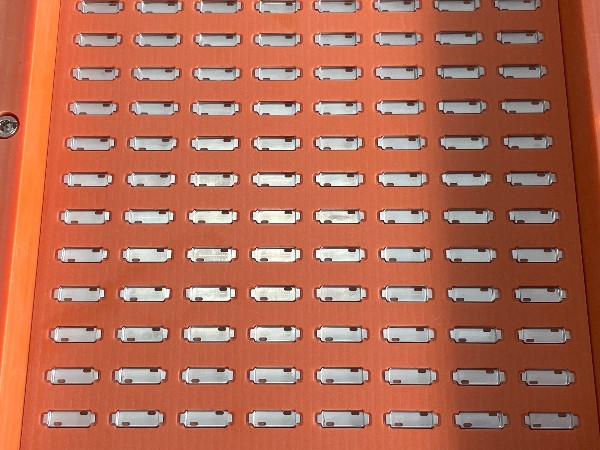 異形五金件自動(dòng)整列|應(yīng)用案例