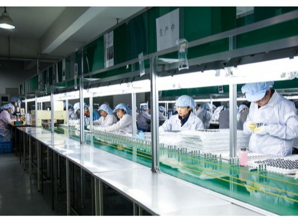 自動(dòng)整列機(jī)如何與上下工序無縫集成，打造智能產(chǎn)線？