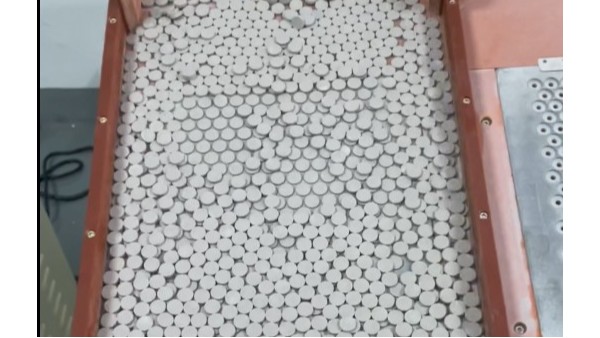 自動整列機排列壓敏電阻案例